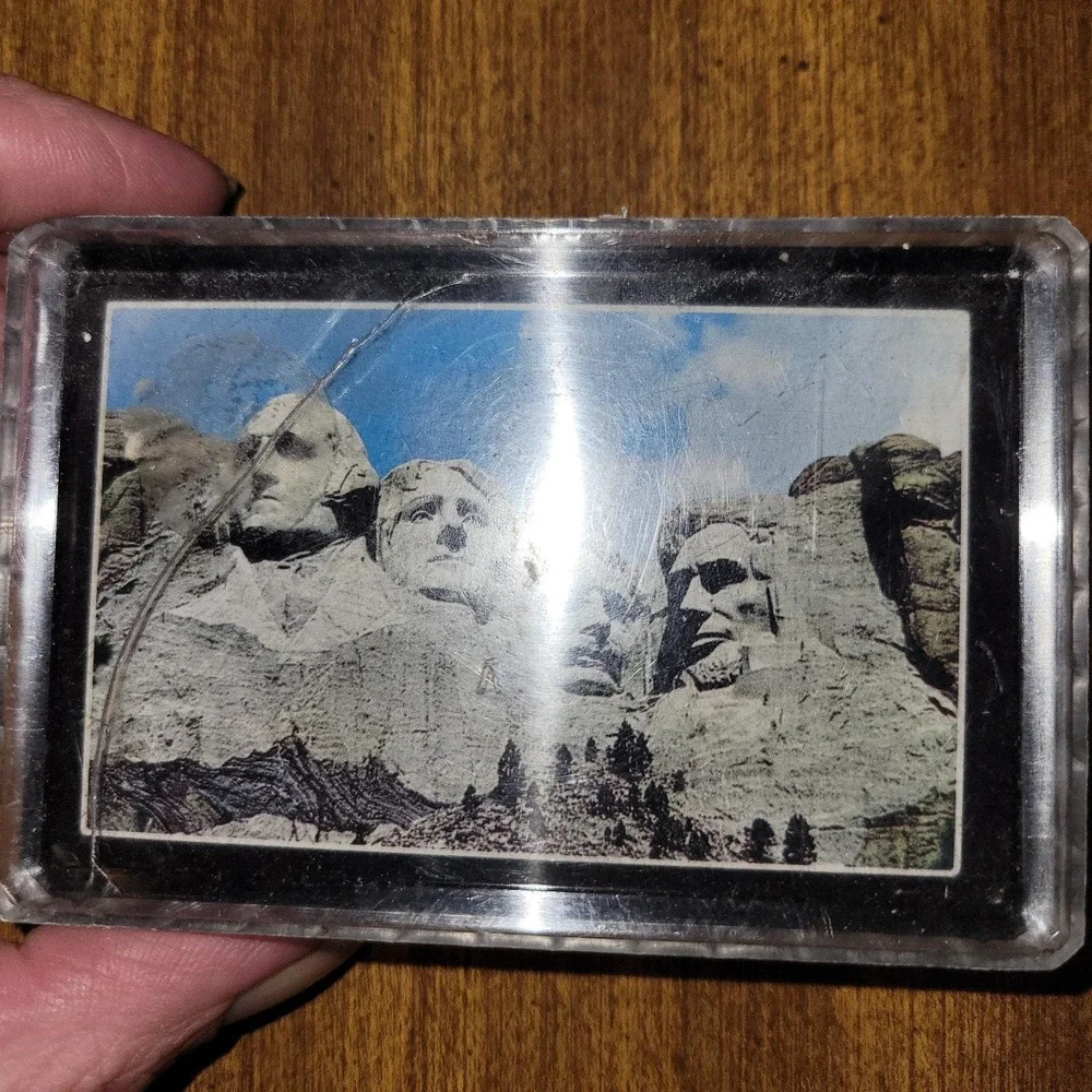 Vintage Mr Rushmore Souvenir Playing Cards Made British Hong Kong New W‎ Case